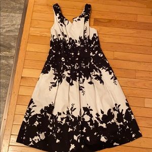 Adorable black and white dress